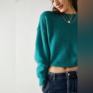 🦚NWT FREE PEOPLE CASHMERE SWEATER
